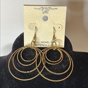 NWT Lightweight Gold Tone Dangle  Hoop Statement Fashion Earrings